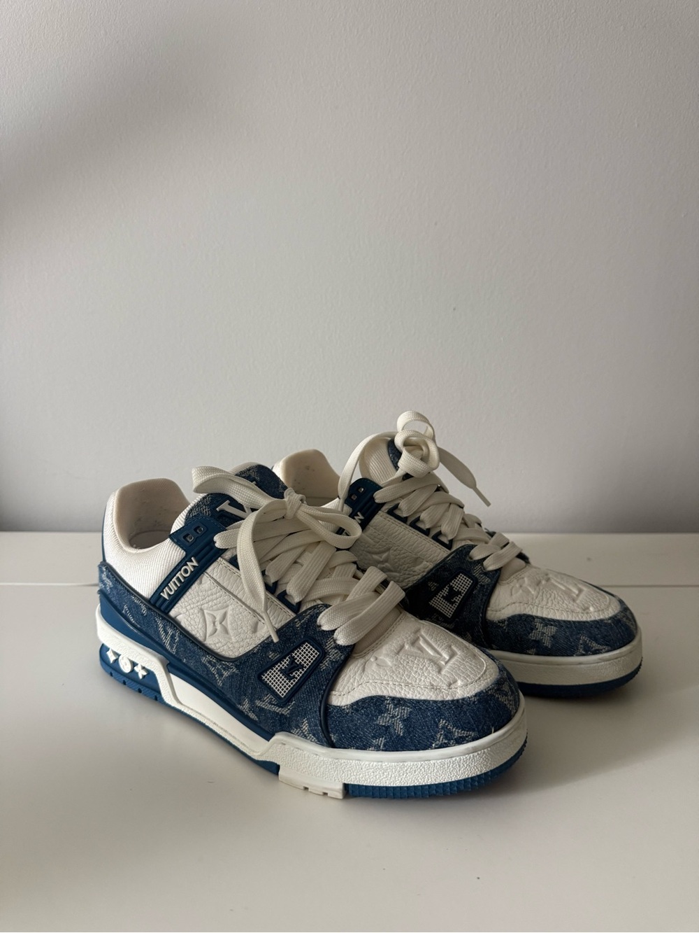 Louis Vuitton Sneakers